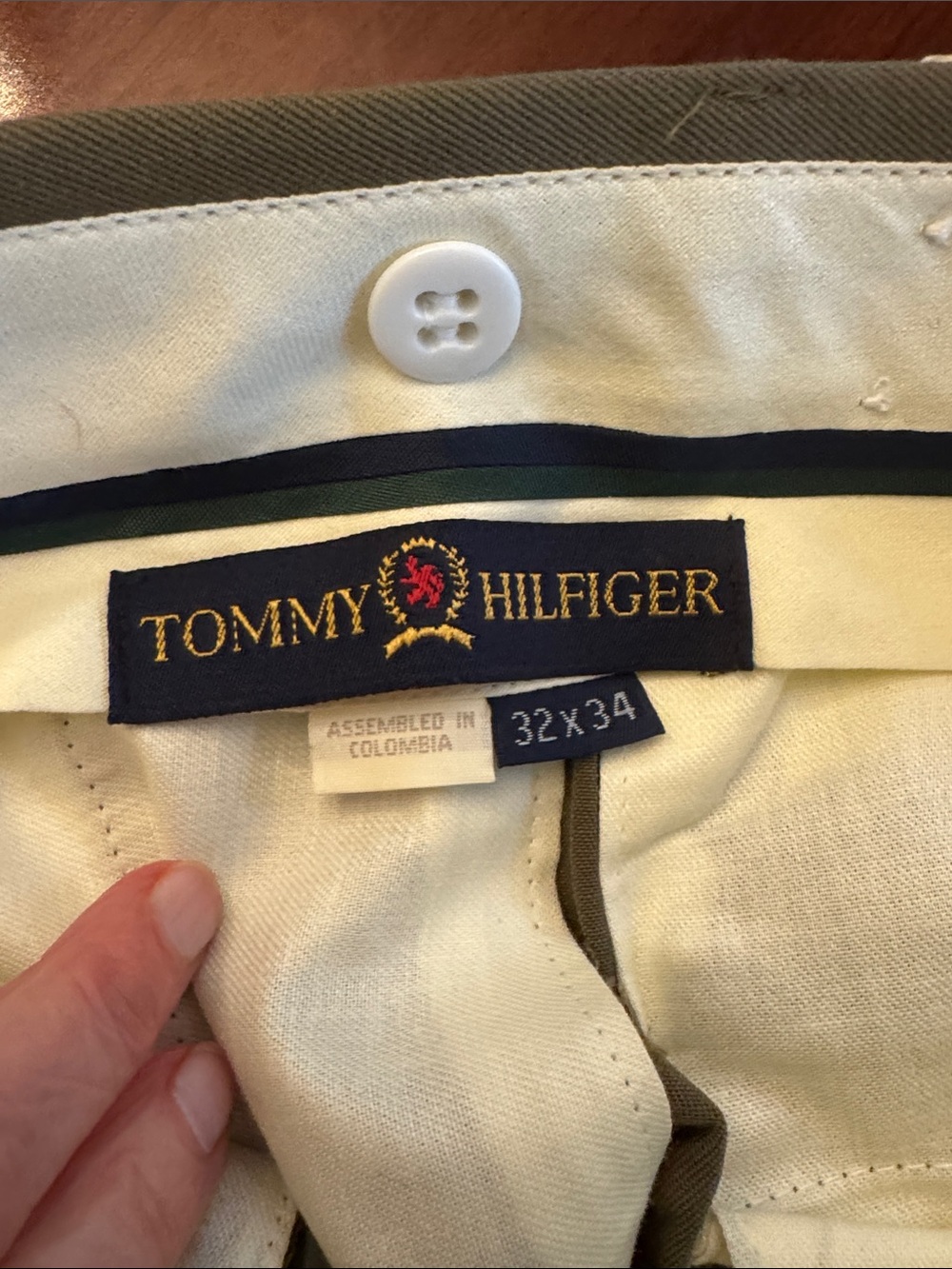 Tommy Hilfiger Men's Pleated Wool Dress Pants in Olive - Picture 2 of 4